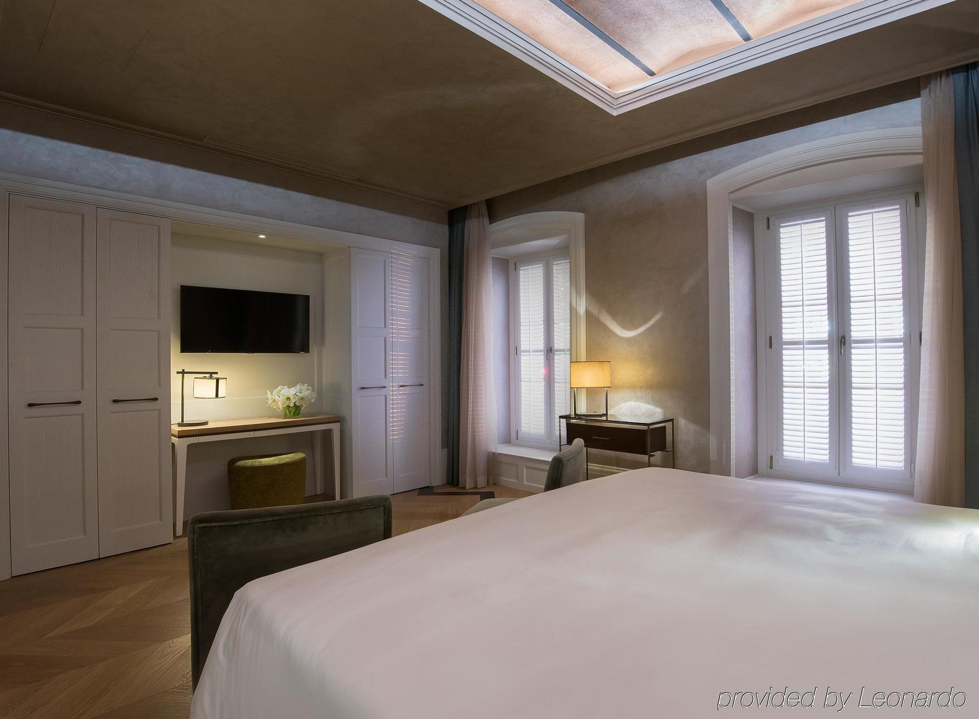 מלון איסטמבול 10 Karakoy מראה חיצוני תמונה A room at the hotel