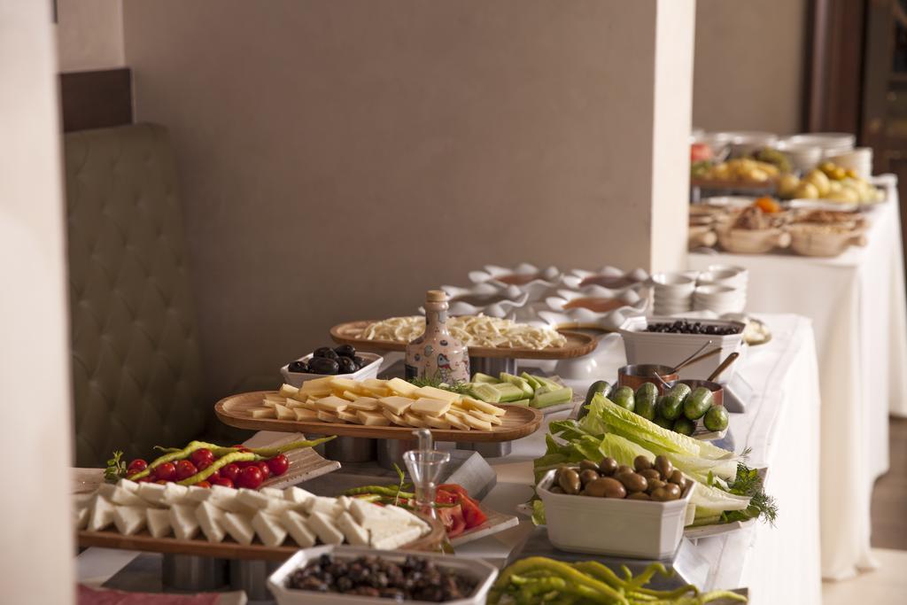 מלון איסטמבול 10 Karakoy מראה חיצוני תמונה A buffet