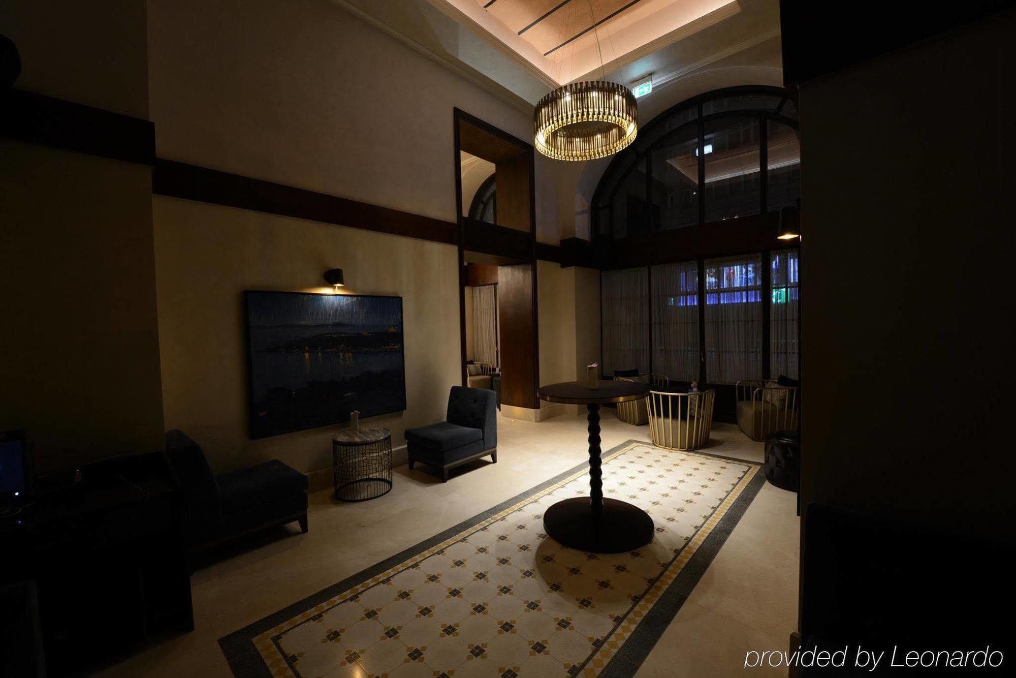 מלון איסטמבול 10 Karakoy מראה חיצוני תמונה Interior of the hotel