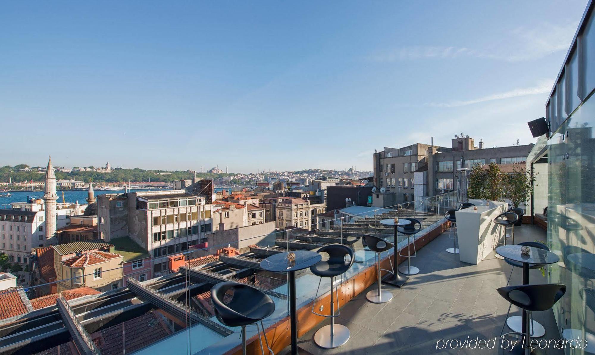 מלון איסטמבול 10 Karakoy מראה חיצוני תמונה View from the rooftop