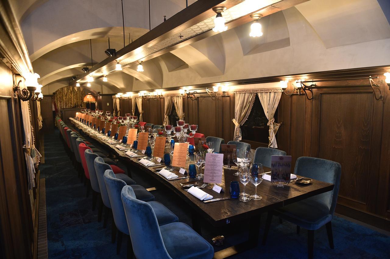מלון איסטמבול 10 Karakoy מראה חיצוני תמונה The interior of the tasting room at the Wine & Spirit Education Trust